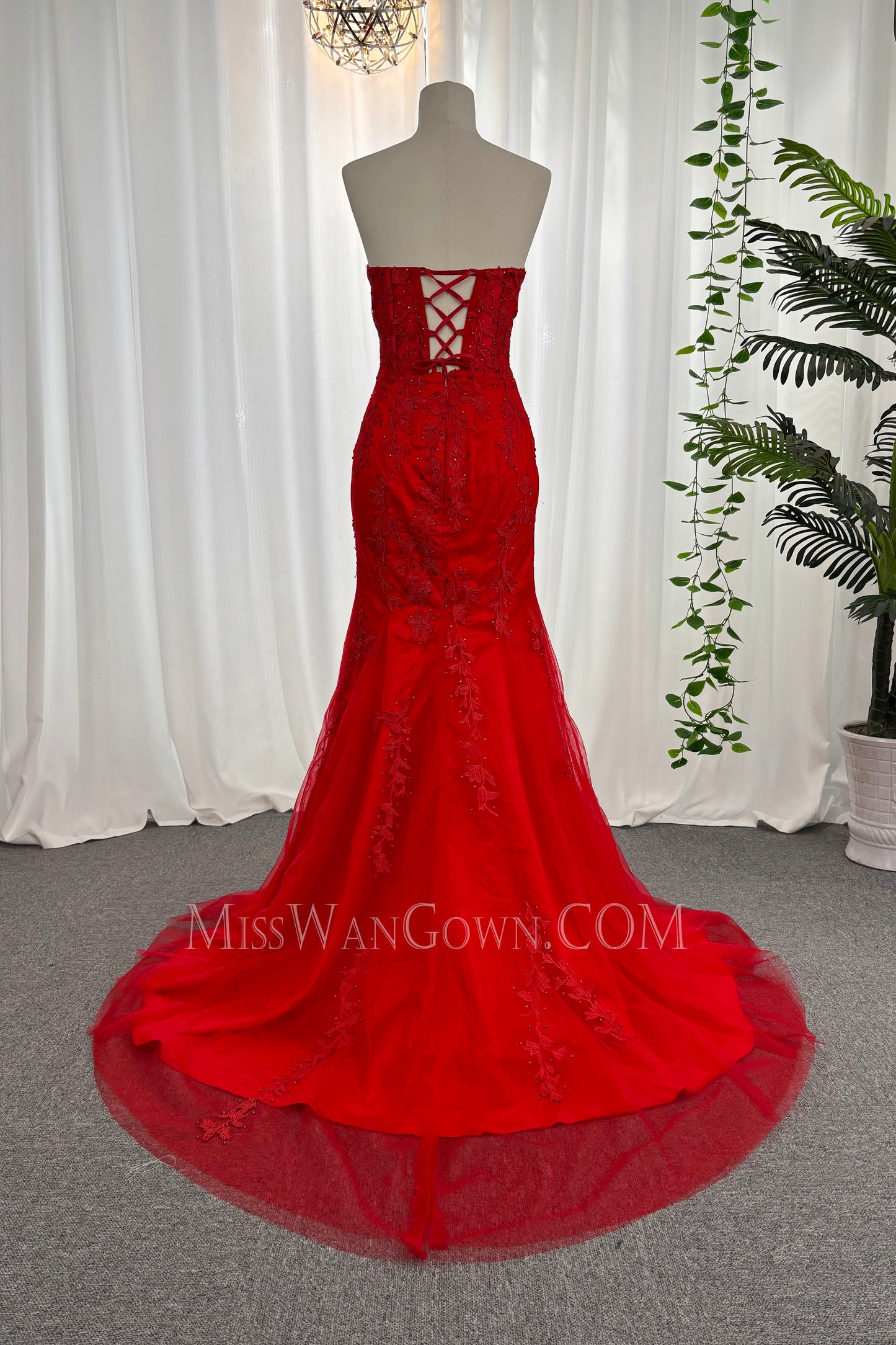 Sweetheart mermaid tulle appliqued prom dresses customized sweep train lace up evening dresses LF876