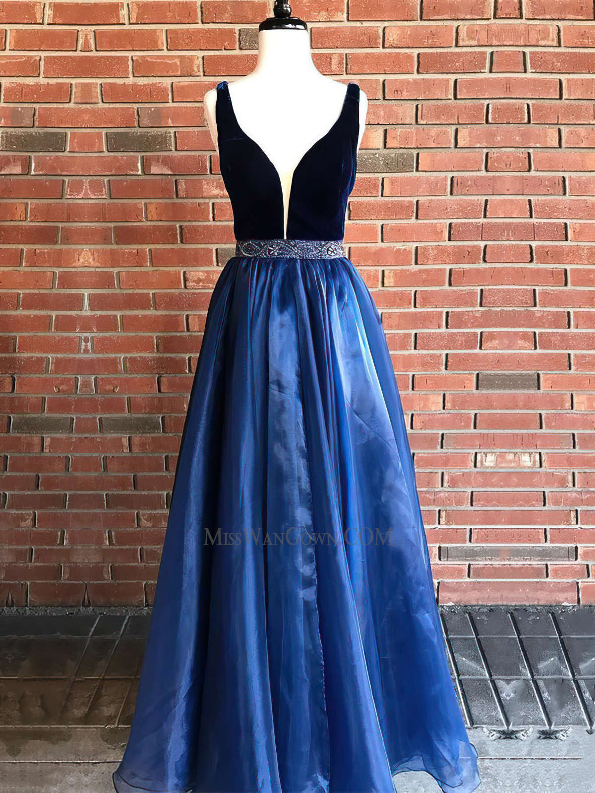 Sexy deep v neck high split prom dresses sweep train customized beading evening dresses LF864