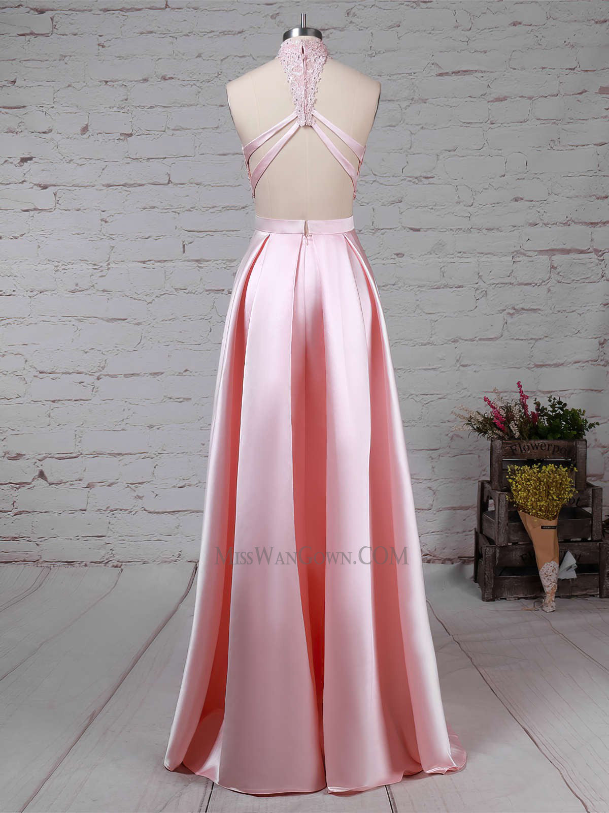 Two pieces halter satin lace beading prom dresses customized floor length evening dresses LF863