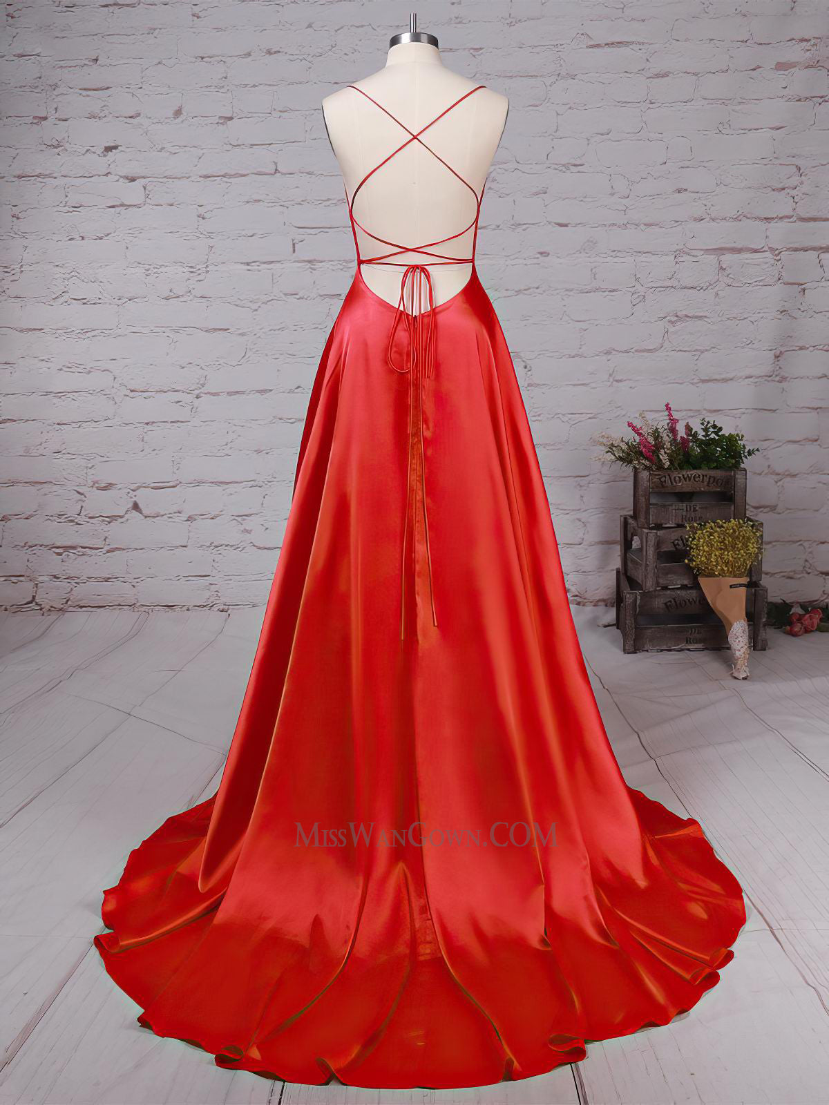 Spaghetti strap satin sweep train evening dresses customized high split prom dresses LF861