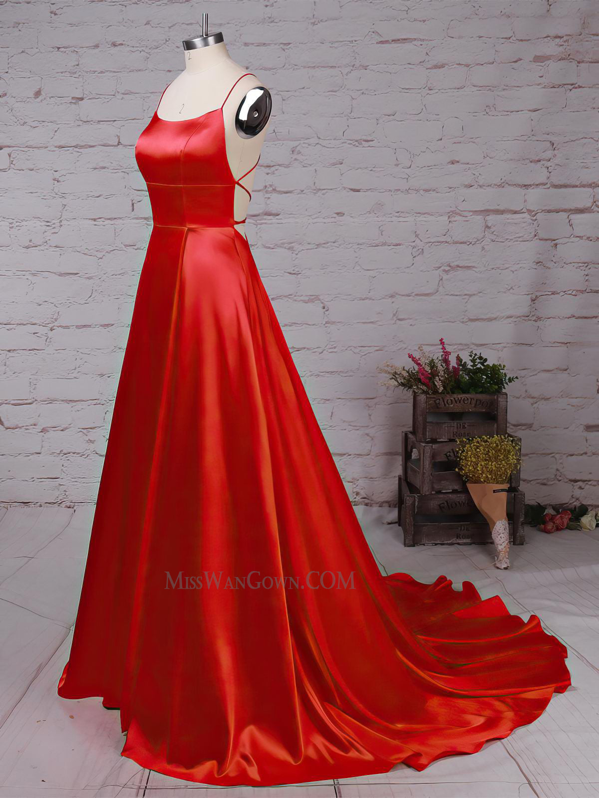 Spaghetti strap satin sweep train evening dresses customized high split prom dresses LF861