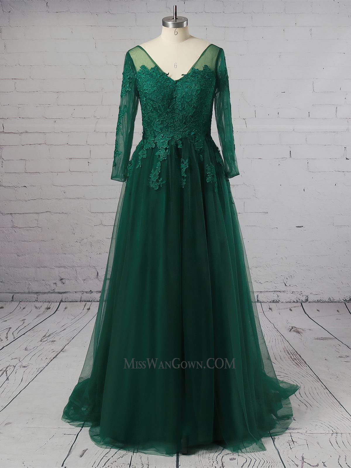 Long sleeves tulle appliqued prom dresses sweep train customized evening dresses LF841