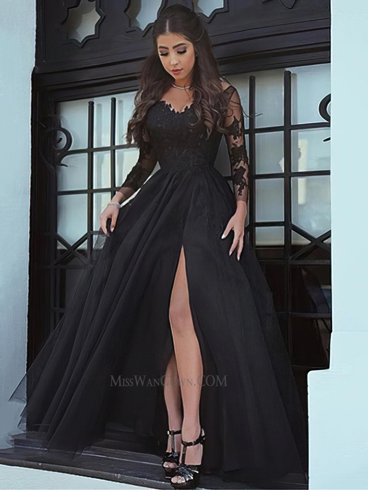 Long sleeves tulle appliqued prom dresses sweep train customized evening dresses LF841