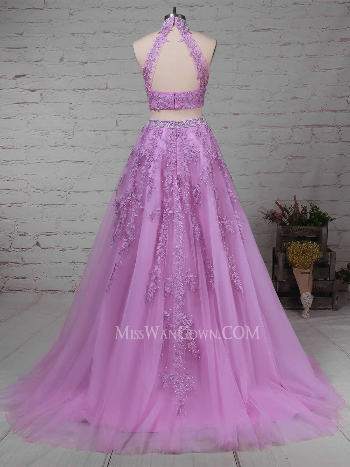 Halter tulle appliqued beading prom dresses two pieces sweep train evening dresses LF832