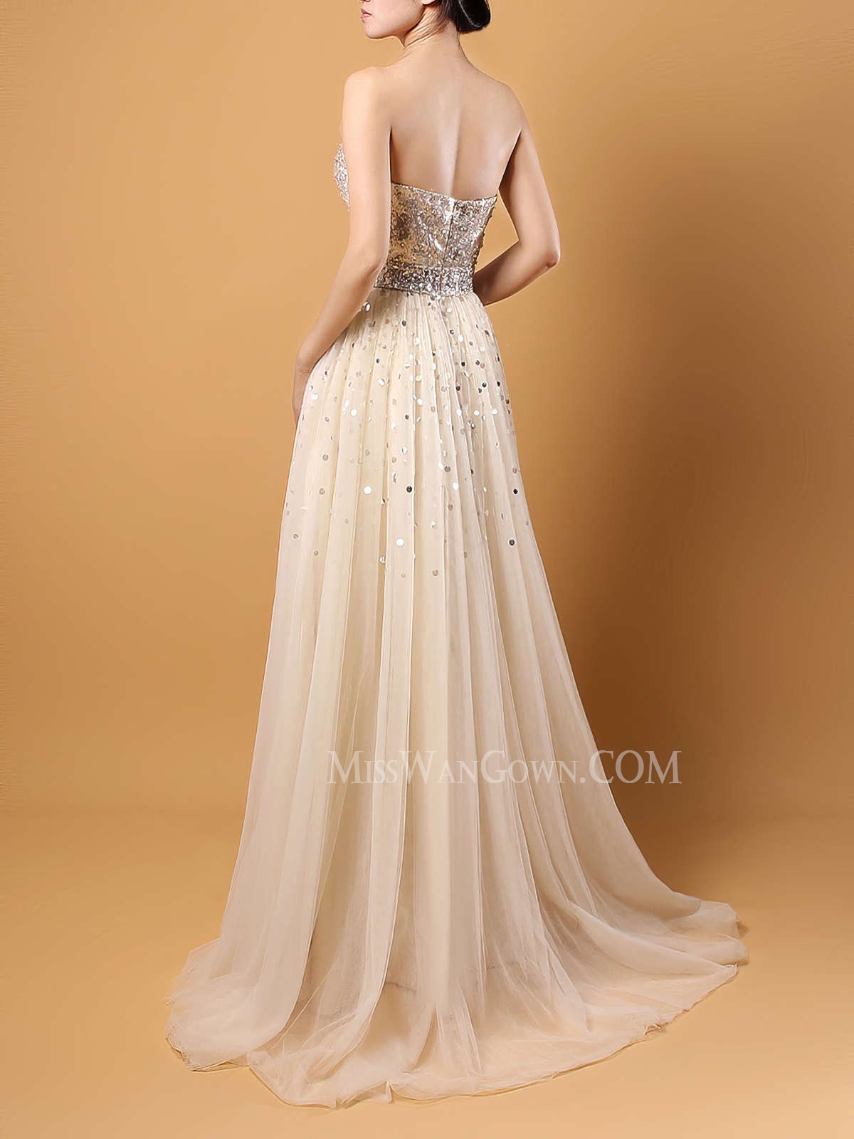 Sweetheart tulle sequins beading prom dresses customized sweep train evening dresses LF821