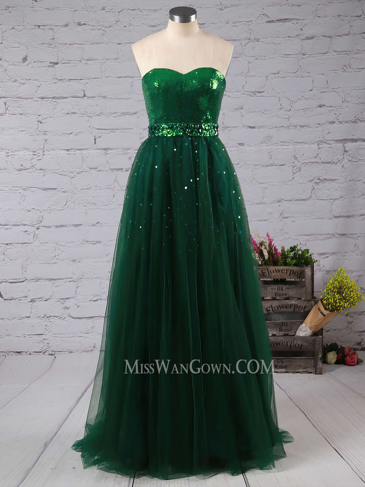 Sweetheart tulle sequins beading prom dresses customized sweep train evening dresses LF821