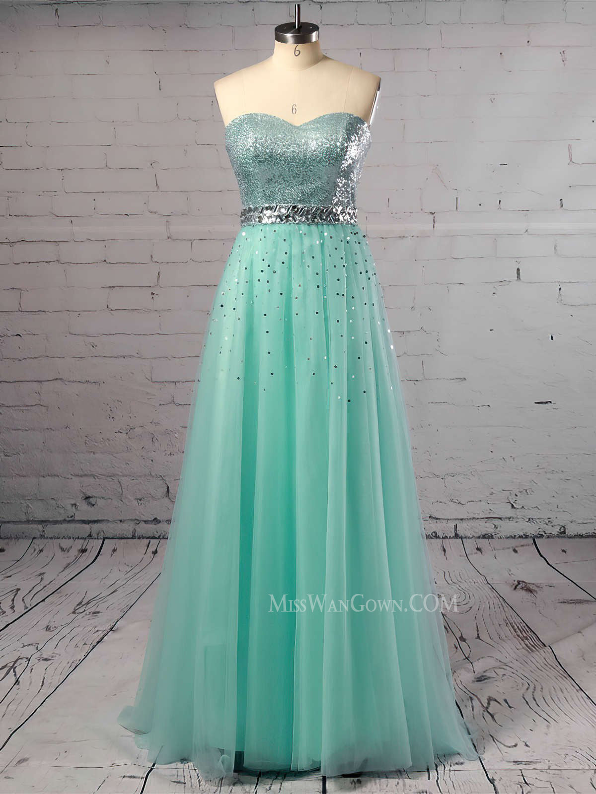 Sweetheart tulle sequins beading prom dresses customized sweep train evening dresses LF821