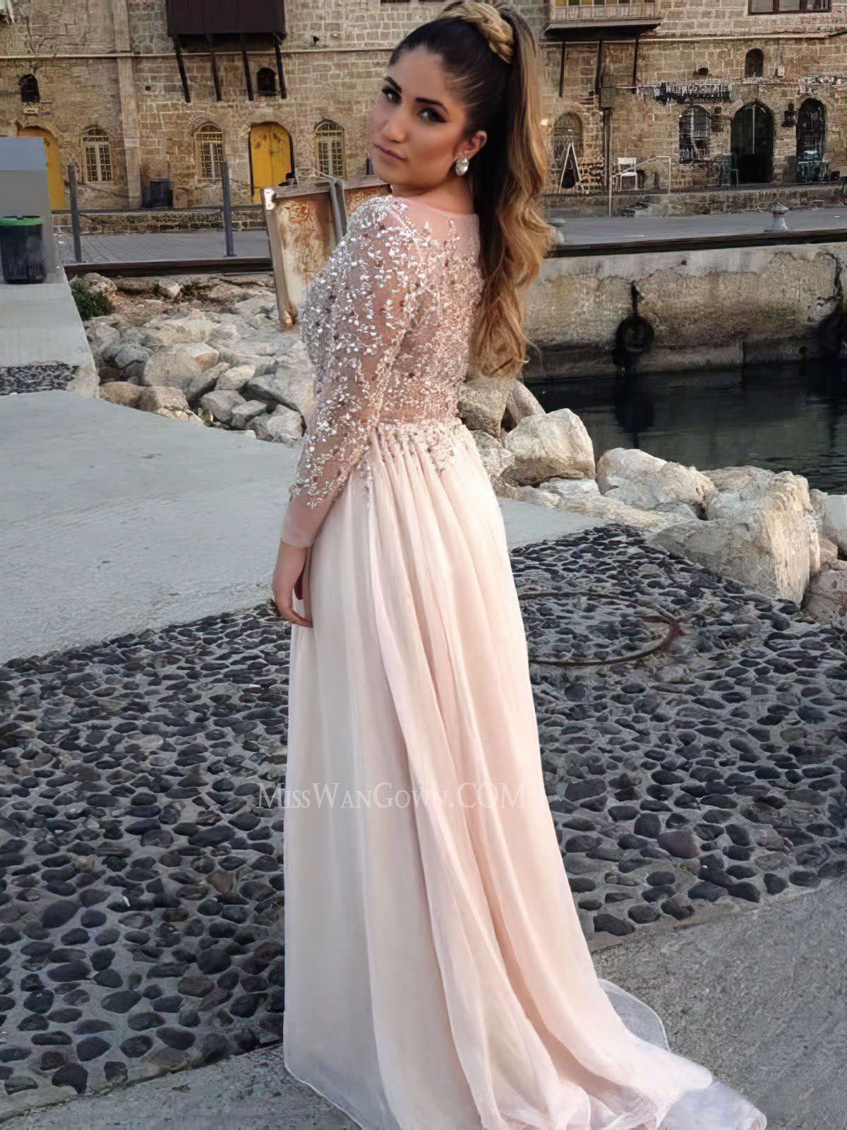 Long sleeves round neck handmade beading sequins prom dresses a line sweep train evening dresses LF820