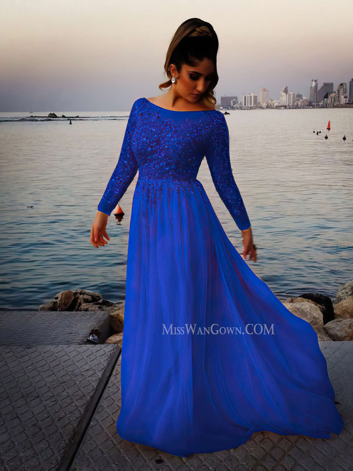 Long sleeves round neck handmade beading sequins prom dresses a line sweep train evening dresses LF820