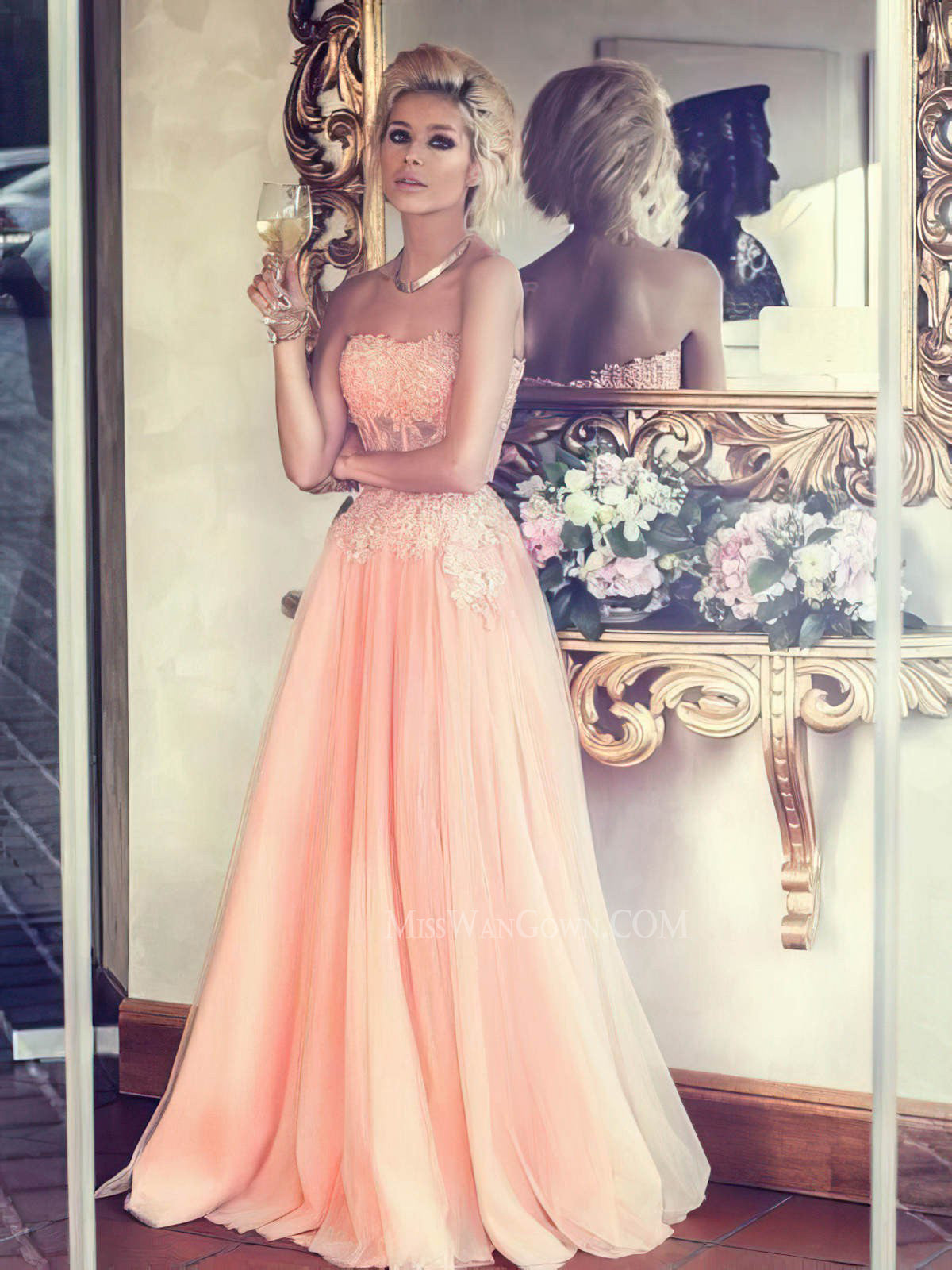 Strapless tulle appliqued beading prom dresses customized floor length evening dresses LF815